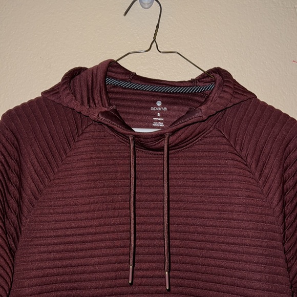 Apana Ribbed Performance Hoodie - Picture 3 of 4